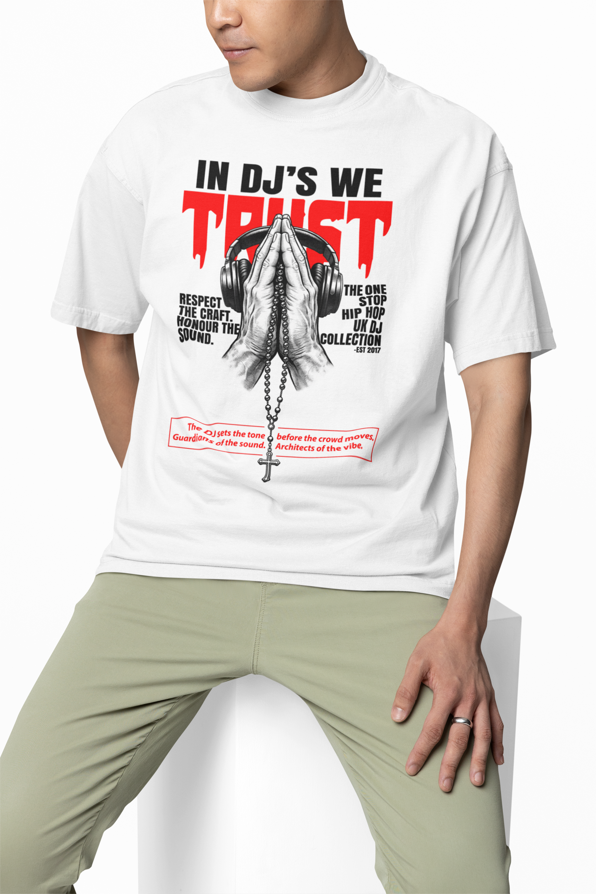 In DJ's We Trust - T-Shirt